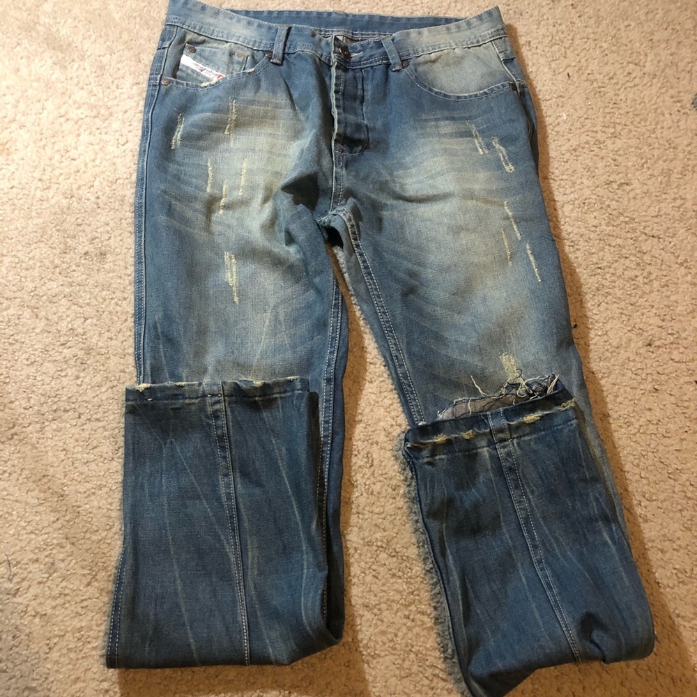 Straight leg jeans by Classic Fashion